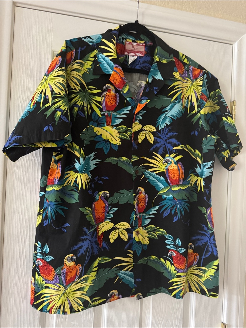 Men’s Vintage Hawaiian Parrot Shirt sz XL